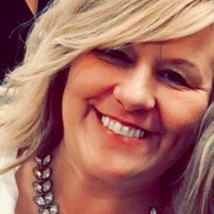 Meet your Posher, Laurie